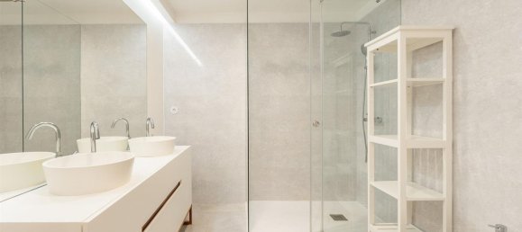 3 bedrooms Apartment in Porto, Portugal No. 106216 24