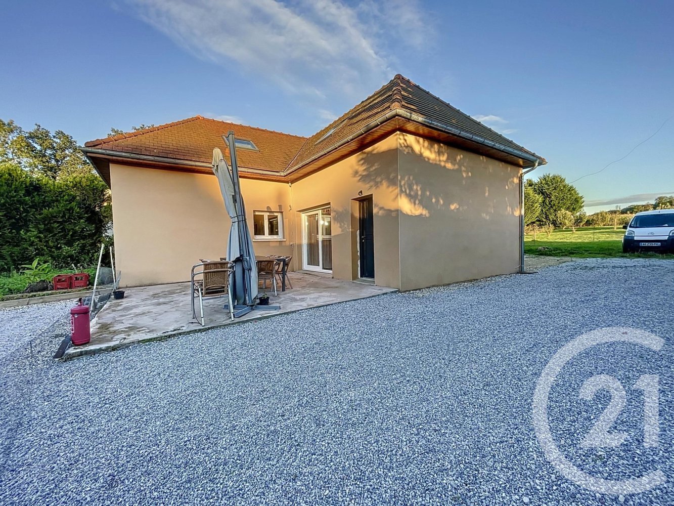 3 chambres Maison à Saint-Phal, France No. 245711