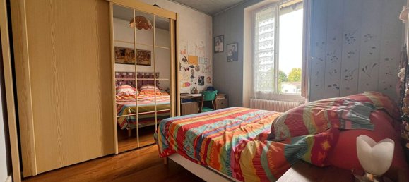 2 bedrooms House in Saint-Dizier, France No. 277696 4