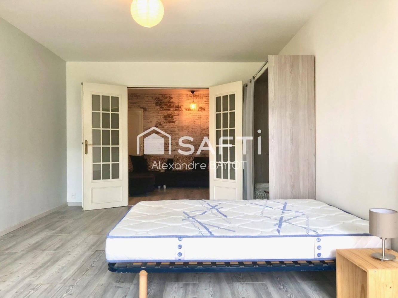 Квартира с 5 спальнями в Ренн, Франция № 194872