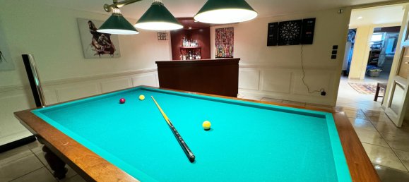 5 bedrooms House in Taissy, France No. 271402 11