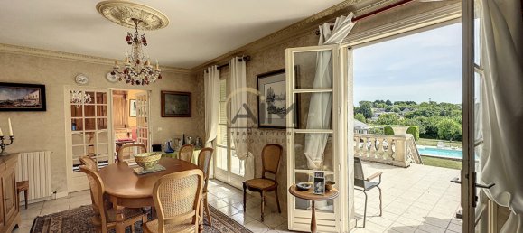 7 bedrooms House in Vouvray, France No. 88192 3