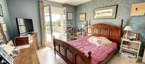 7 bedrooms House in Vouvray, France No. 88192 9