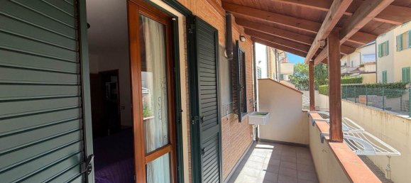 4 bedrooms House in Cecina, Italy No. 372741 15