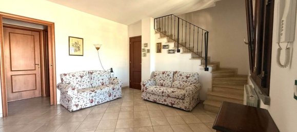 4 bedrooms House in Cecina, Italy No. 372741 7