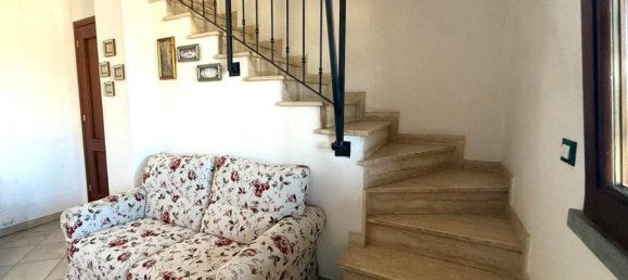 4 bedrooms House in Cecina, Italy No. 372741 8