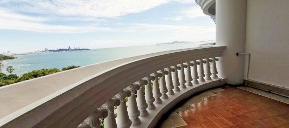 3 bedrooms Condo in Pattaya, Thailand No. 3310 2
