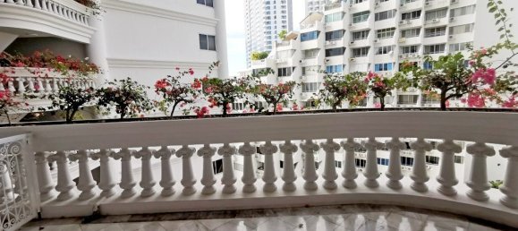 3 bedrooms Condo in Pattaya, Thailand No. 3310 5