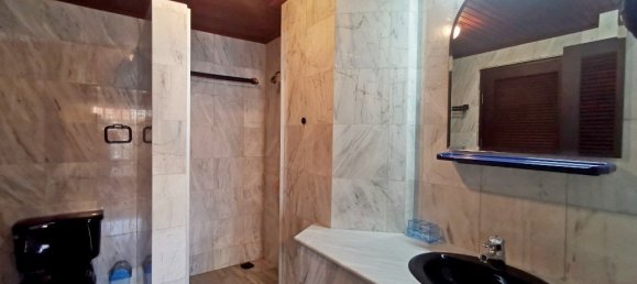 3 bedrooms Condo in Pattaya, Thailand No. 3310 25