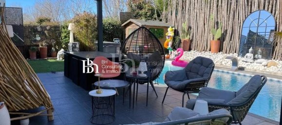 4 bedrooms House in Villenave-d'Ornon, France No. 351748 6