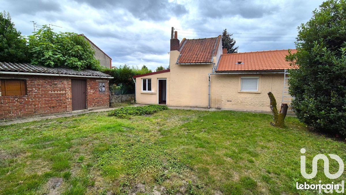 2 bedrooms House in Lille, France No. 259744