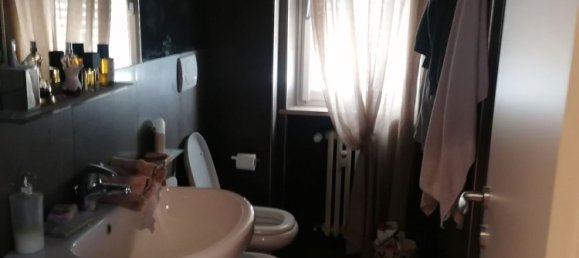 6-salle Appartement à Parma, Italy No. 222767 6