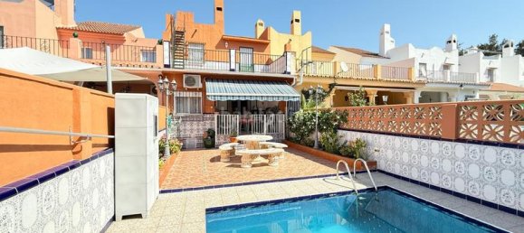 Adosado de 4 dormitorios en Marbella, Spain No. 173737 3