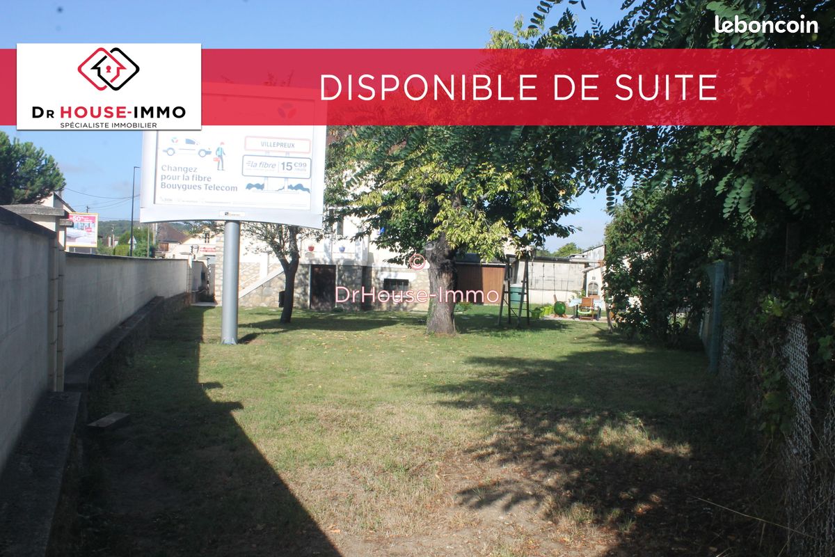 Terreno en Villepreux, France 247 m² No. 178591