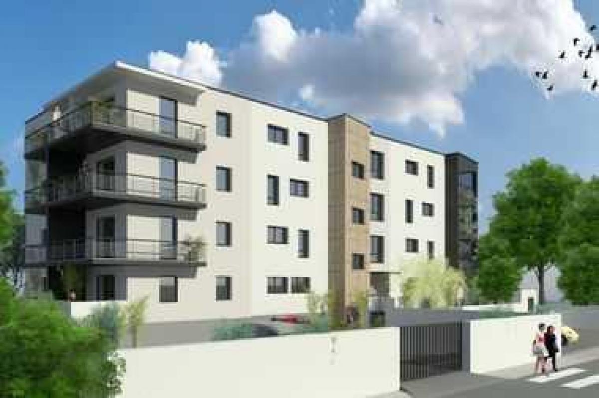 Studio in the Condo in Nimes, France No. 32979