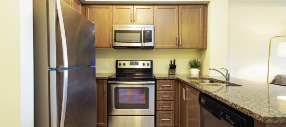 2 bedrooms Condo in Milton, Canada No. 65 6