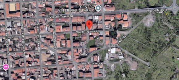 5 rooms Apartment in Belpasso, Italy No. 204943 7