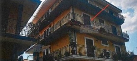 5 rooms Apartment in Belpasso, Italy No. 204943 17