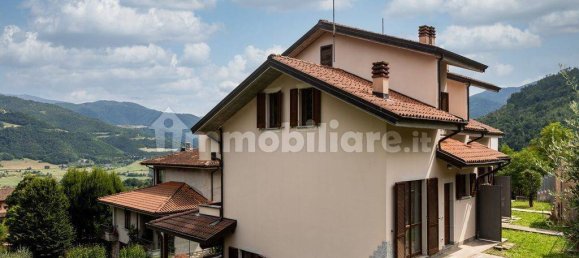 3 bedrooms Villa in Bobbio, Italy No. 292863 3