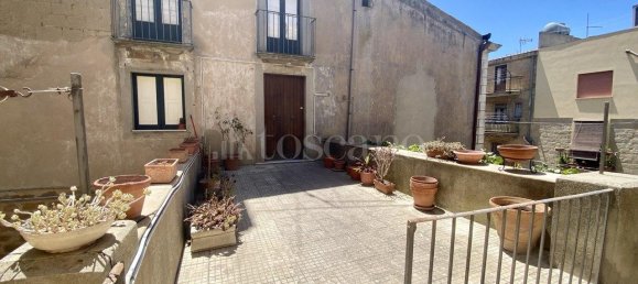 8غرفة منزل في Calascibetta, Italy رقم 66411 10