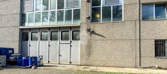 Almacén de 2 habitaciónes en Bulciago, Italy No. 341371 16