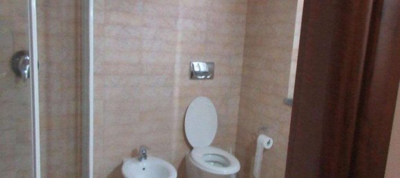 Casa de 8 divisões em Monza, Italy N.º 5358 6