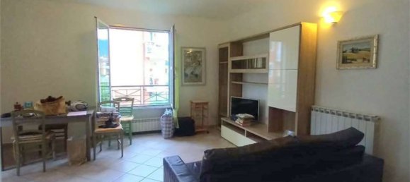 Квартира с 4 спальнями в Фоздиново, Италия № 358329 10