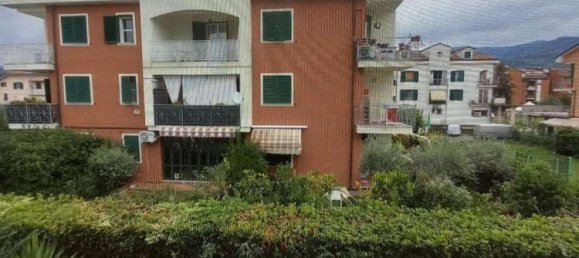 Квартира с 4 спальнями в Фоздиново, Италия № 358329 22