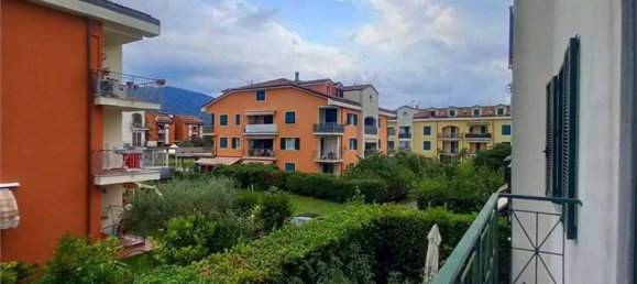 Квартира с 4 спальнями в Фоздиново, Италия № 358329 7