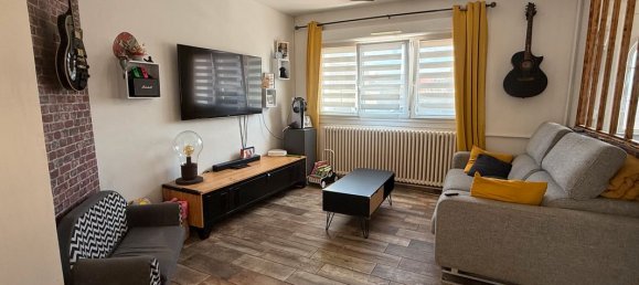 3 bedrooms House in Sains-en-Gohelle, France No. 333011 3