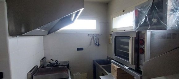 Propriété commerciale à Borgocarbonara, Italy 1203m² No. 378503 9