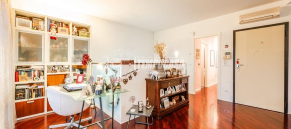 Квартира с 3 комнатами в Гранароло дель Эмилия, Италия № 123886 5