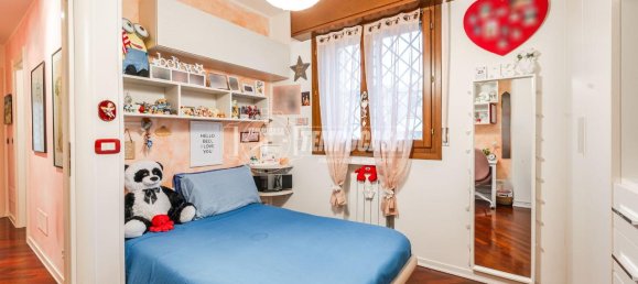 Квартира с 3 комнатами в Гранароло дель Эмилия, Италия № 123886 13