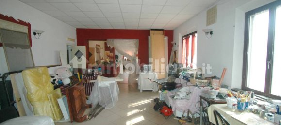 4-salle Appartement à Ferrara, Italy No. 379608 6
