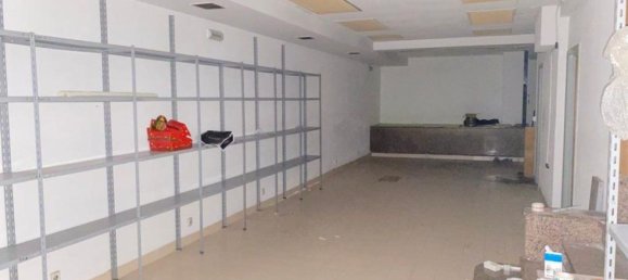 Gewerbliche Immobilie in Leon, Spain 371m², Nr. 70262 8