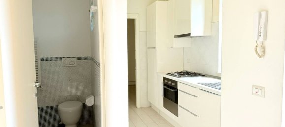 2 bedrooms Apartment in Sirolo, Italy No. 346725 6