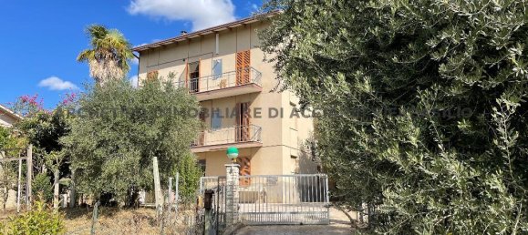 20 rooms House in Massignano, Italy No. 102832 3