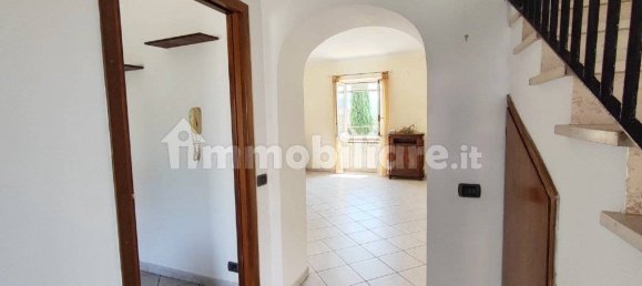 3 Schlafzimmer Wohnung in Scandriglia, Italy, Nr. 341577 7