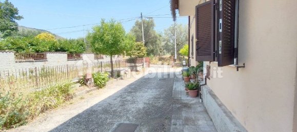 3 Schlafzimmer Wohnung in Scandriglia, Italy, Nr. 341577 12