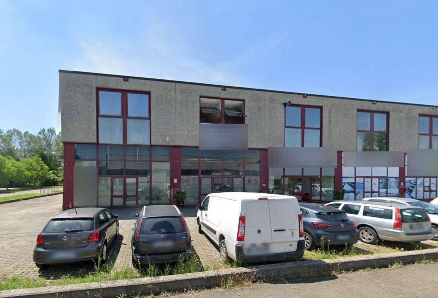 Oficina en Reggio Emilia, Italy 93 m² No. 277128