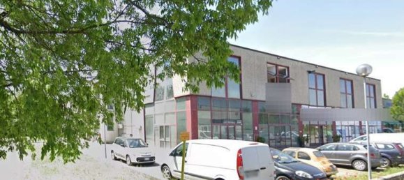 Oficina en Reggio Emilia, Italy 93 m² No. 277128 6
