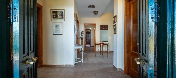 5 bedrooms Villa in Alhaurin el Grande, Spain No. 38389 9