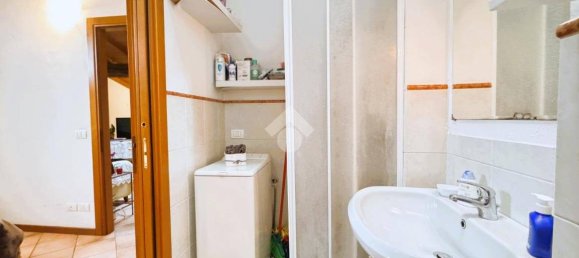 1 bedroom Apartment in Verona, Italy No. 140599 12