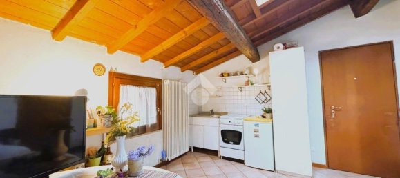 1 bedroom Apartment in Verona, Italy No. 140599 6