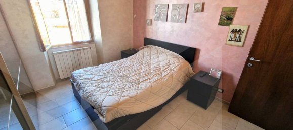 3 rooms Apartment in Rome, Italy No. 20662 21