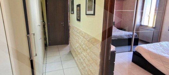 3 rooms Apartment in Rome, Italy No. 20662 26