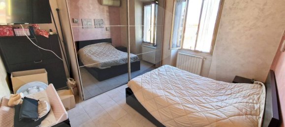 3 rooms Apartment in Rome, Italy No. 20662 3