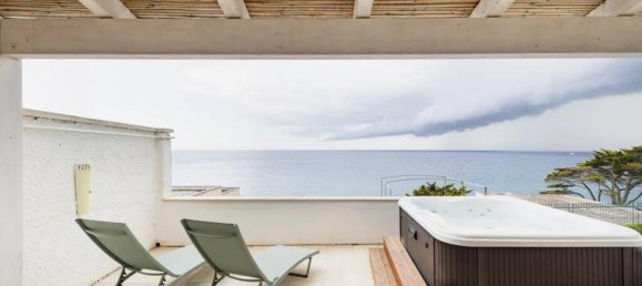 Villa de 7 dormitorios en Castro, Italy No. 329330 7