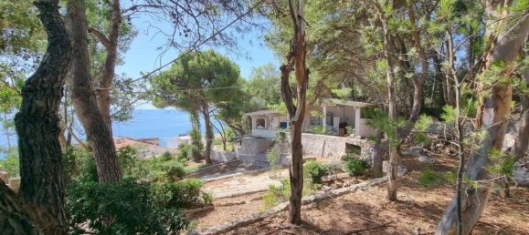 Villa de 7 dormitorios en Castro, Italy No. 329330 10