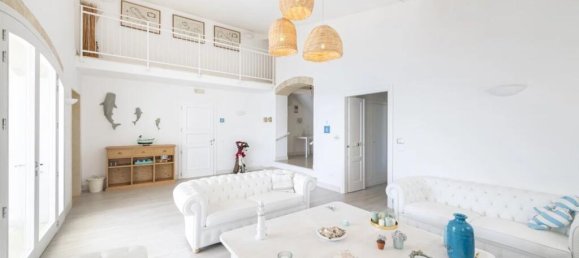 Villa de 7 dormitorios en Castro, Italy No. 329330 25